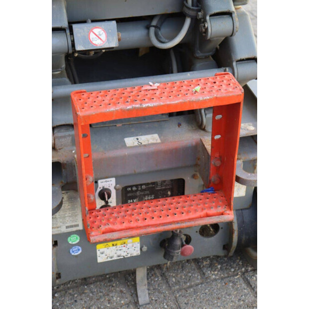 2016 SkyJack SJIII 3219-42327975