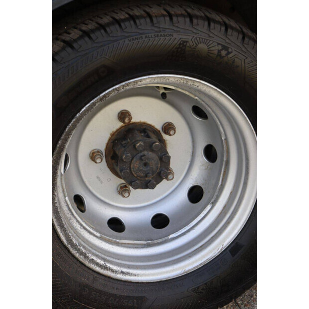 2015 NISSAN Cabstar 35.12-42328056