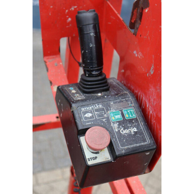 2012 Genie GS-2046-42329196