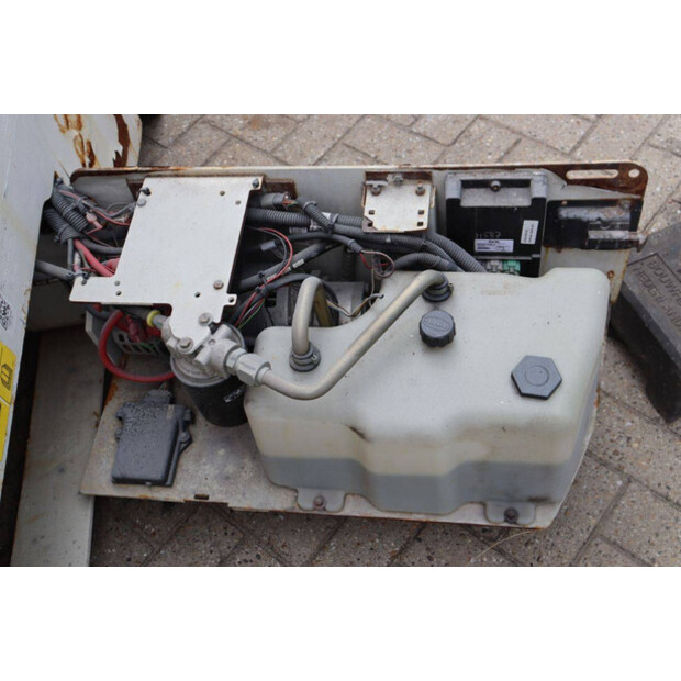 2012 جيني GS2046-42329222