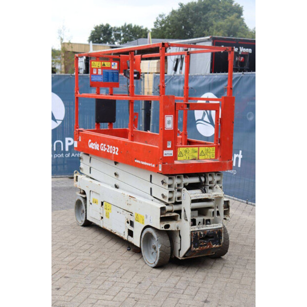 2013 Genie GS-2032-42329235