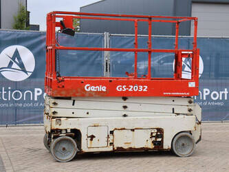 صورة ل رافعات مقصية جيني GS-2032