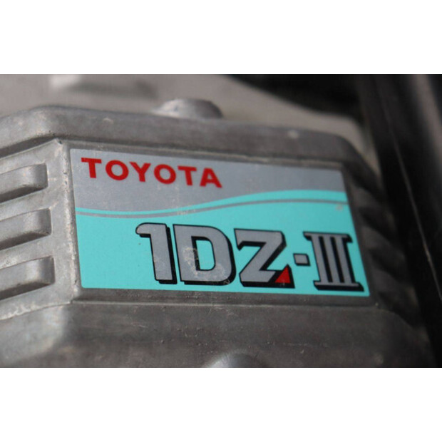 2020 تويوتا 06-8FD25F-42330400