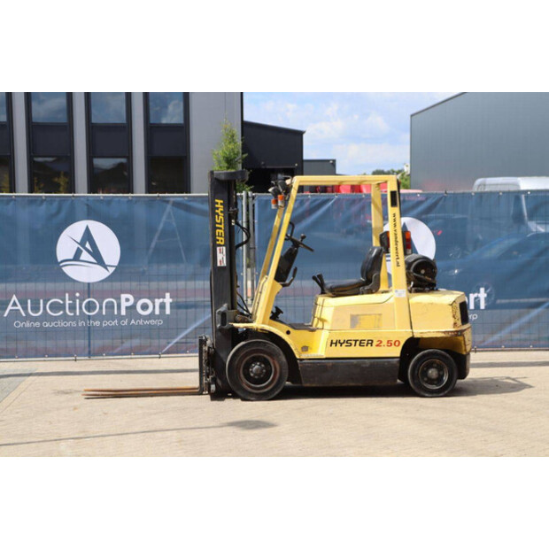 1995 Hyster H2.50XM-42331388