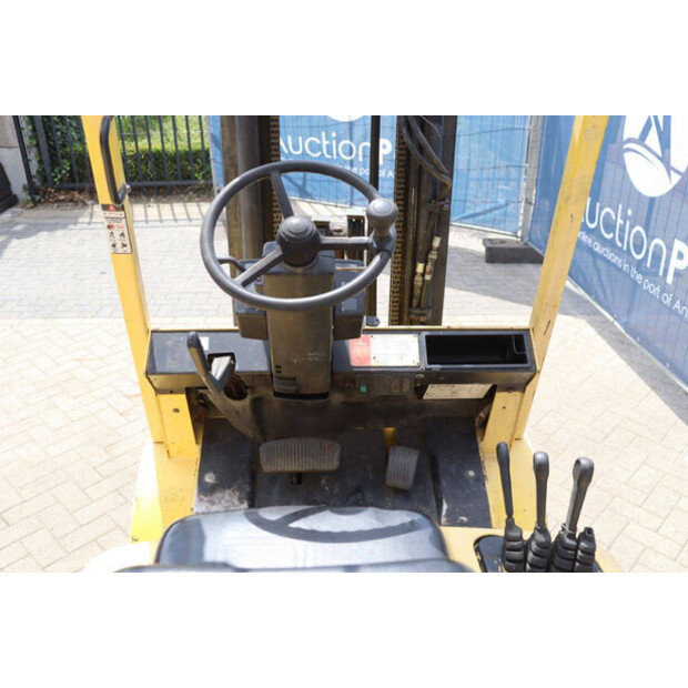 1995 Hyster H2.50XM-42331409