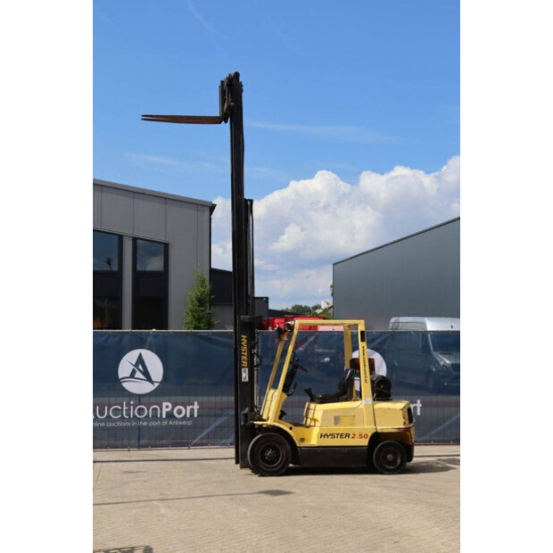 1995 Hyster H2.50XM-42331421