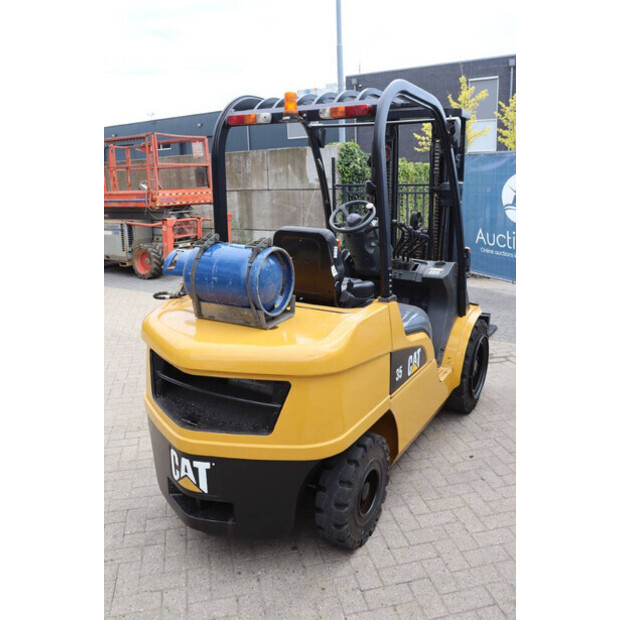 2008 Caterpillar GP35N-42331440