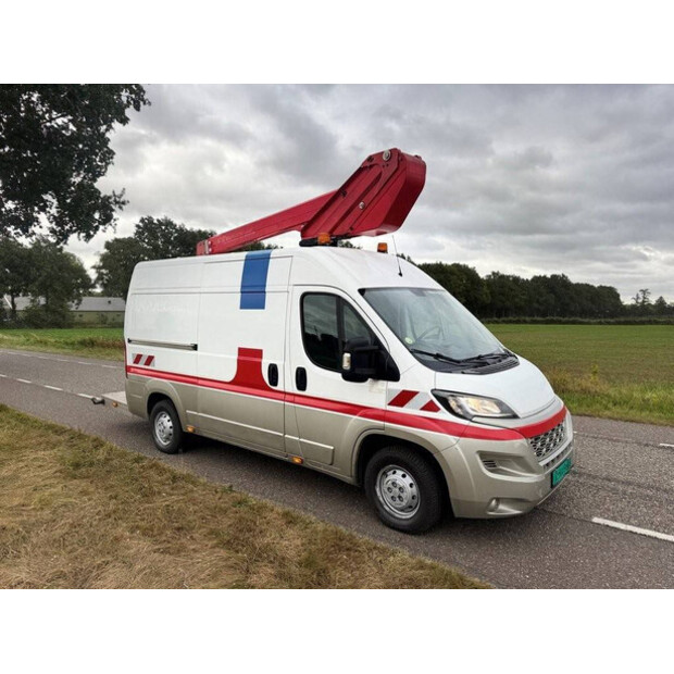 2018 Peugeot Boxer 2.0HDi-42332417