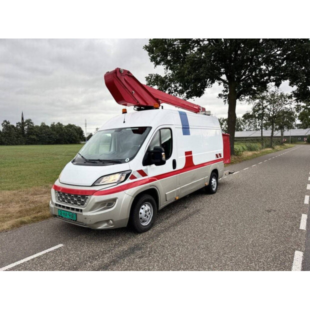 2018 Peugeot Boxer 2.0HDi-42332418