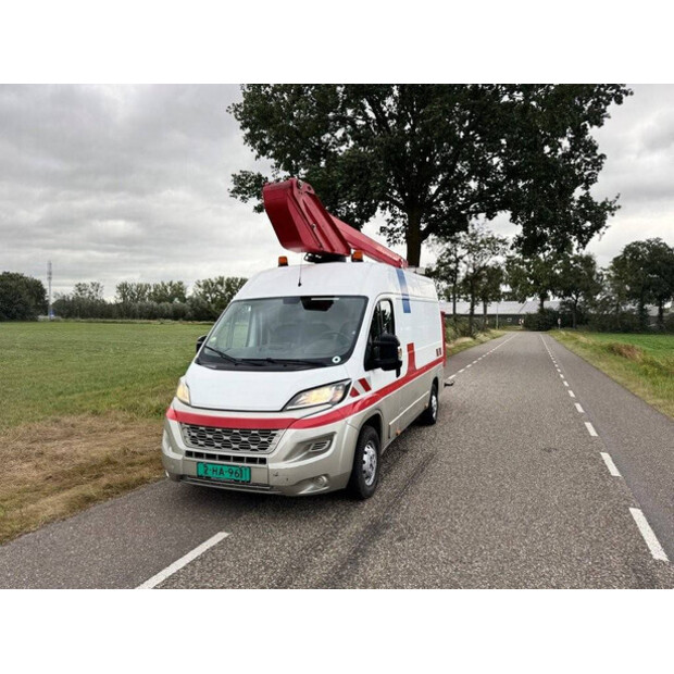 2018 Peugeot Boxer 2.0HDi-42332420