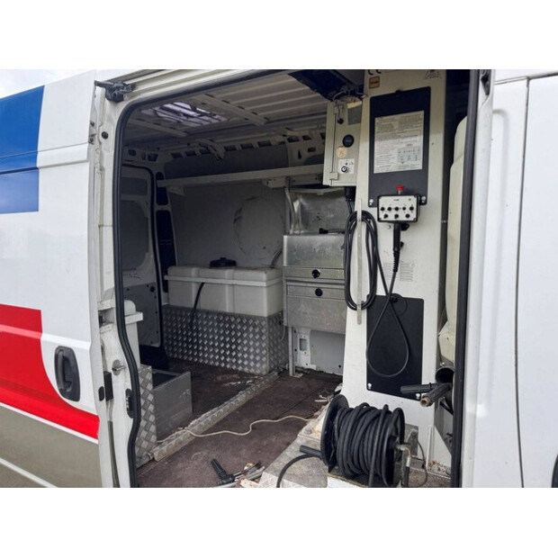2018 Peugeot Boxer 2.0HDi-42332428