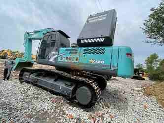 صورة ل حفارات مجنزرة 2023 كوبيلكو SK400