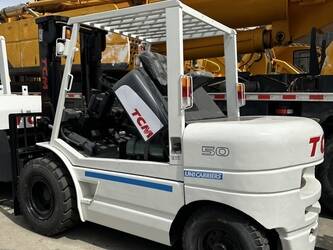 Image de CAMIONS-GRUES 2024 TCM FD50