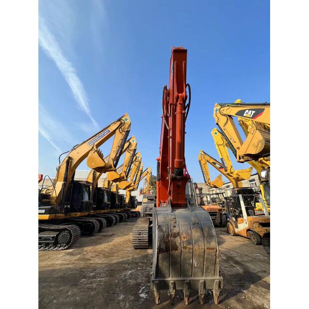 2022 Hitachi ZX200-5G-42332818