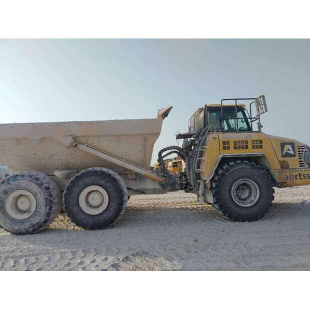 2017 Komatsu HYM400-3R-42333494