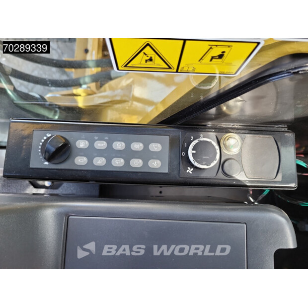 2025 Caterpillar 320D3 GC-42334049