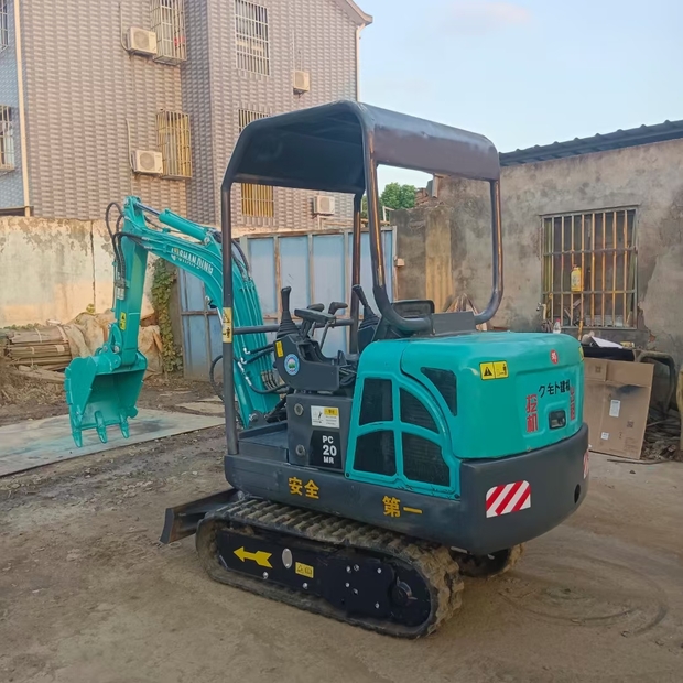 2021 KUBOTA 20-42334237
