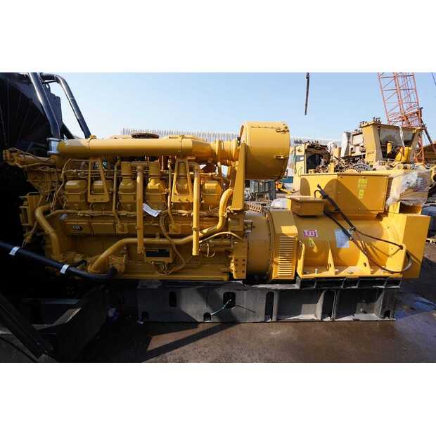 2023 كاتربيلر DSG 74M-42334281