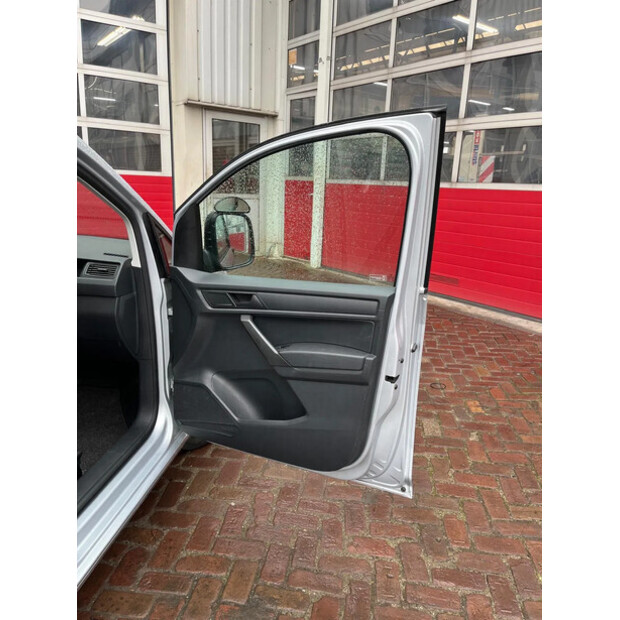 2017 Volkswagen Caddy-42334493