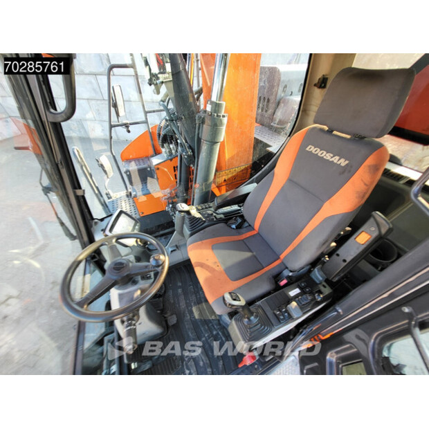 2017 دووسان DX165W-5-42336884