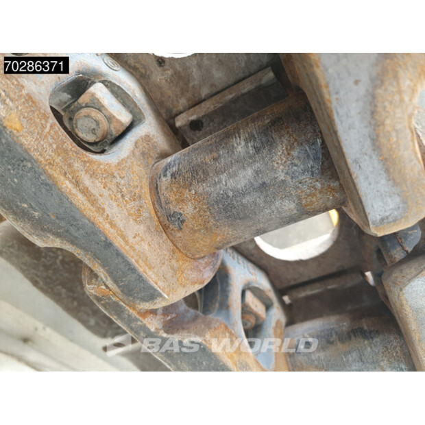 2019 ليبهير R934LC-42337082