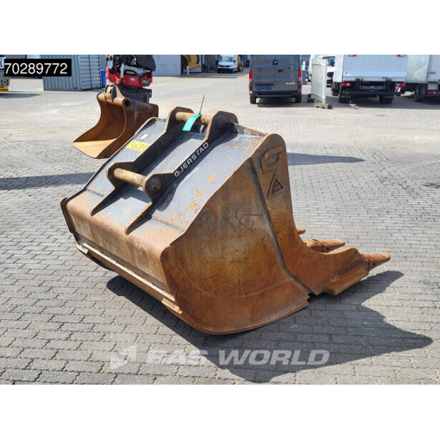 2022 Komatsu PC290LC-11E0-42337775