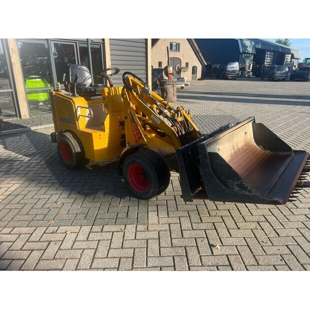 2020 كني كمبس-42343299