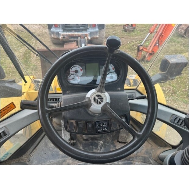 New Holland W110B-42346303