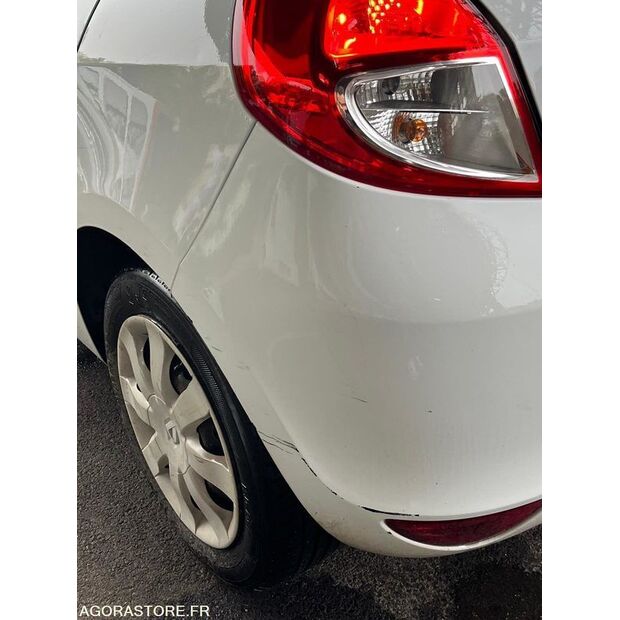 2012 Renault Clio-42351886