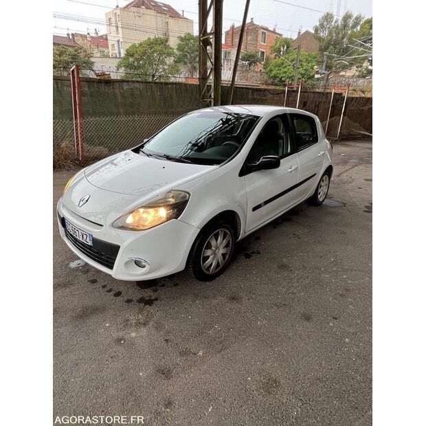 2012 Renault Clio-42351888