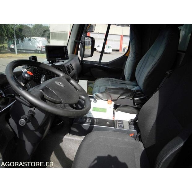 2009 Renault PREMIUM-42351941