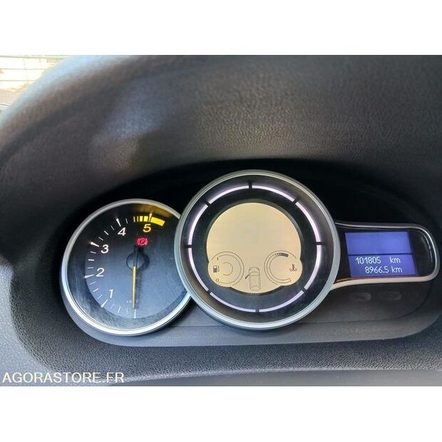 2011 Renault Megane-42352018