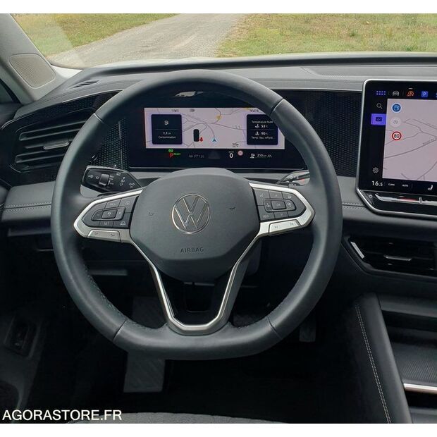 2024 Volkswagen Tiguan-42352146