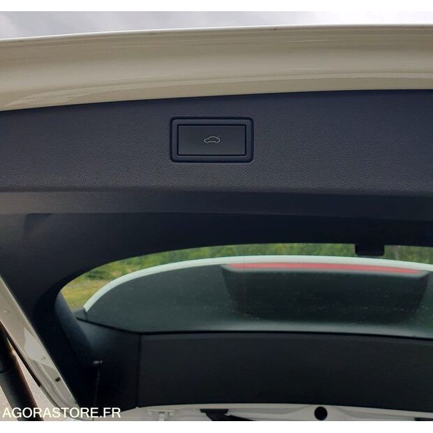 2024 Volkswagen Tiguan-42352148