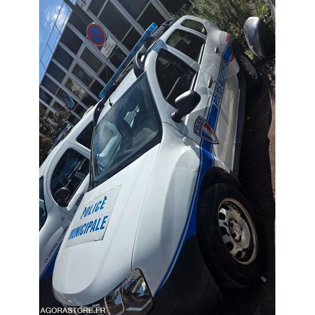 2016 Dacia DUSTER-42352346