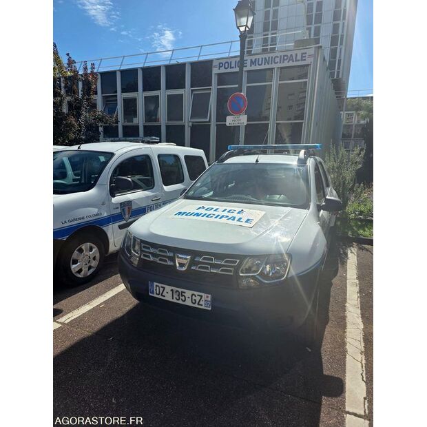 2016 Dacia DUSTER-42352347