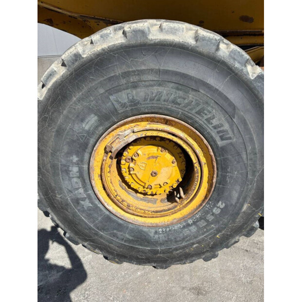 2015 كاتربيلر 745C-42356102