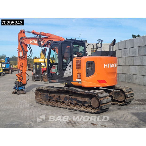 2017 Hitachi ZX135US-6-42356897