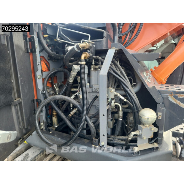 2017 Hitachi ZX135US-6-42356920