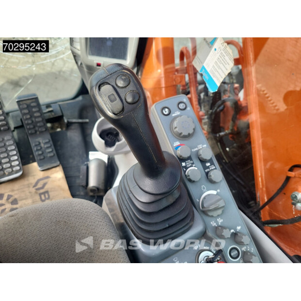 2017 Hitachi ZX135US-6-42356930