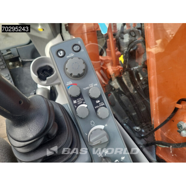 2017 Hitachi ZX135US-6-42356931