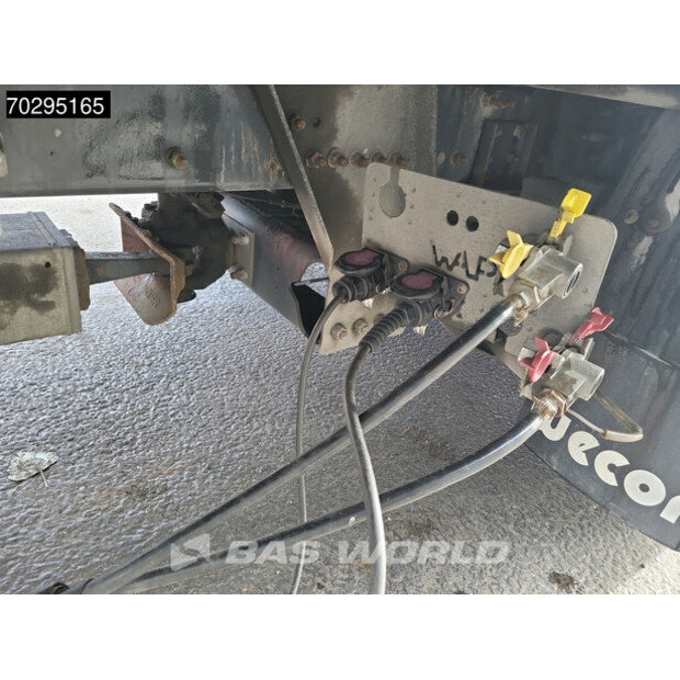2017 Renault T440-42357202