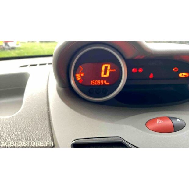 2013 رينو Twingo-42370408