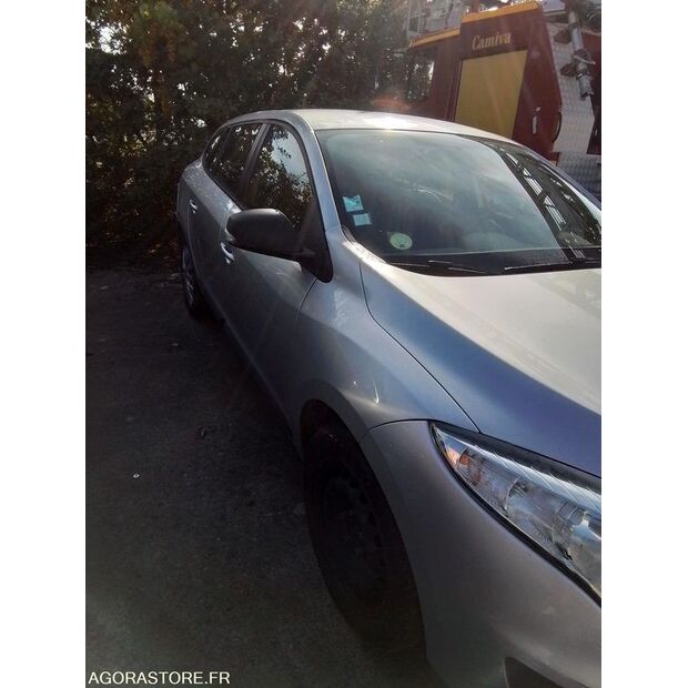2013 Renault Megane-42370475