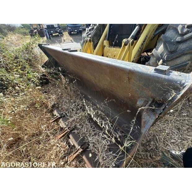 2008 New Holland B115B-42370720