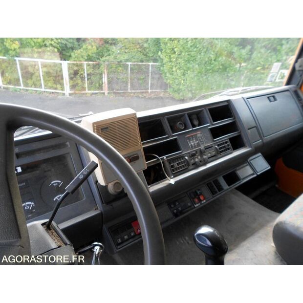 1993 Renault G270-42370820