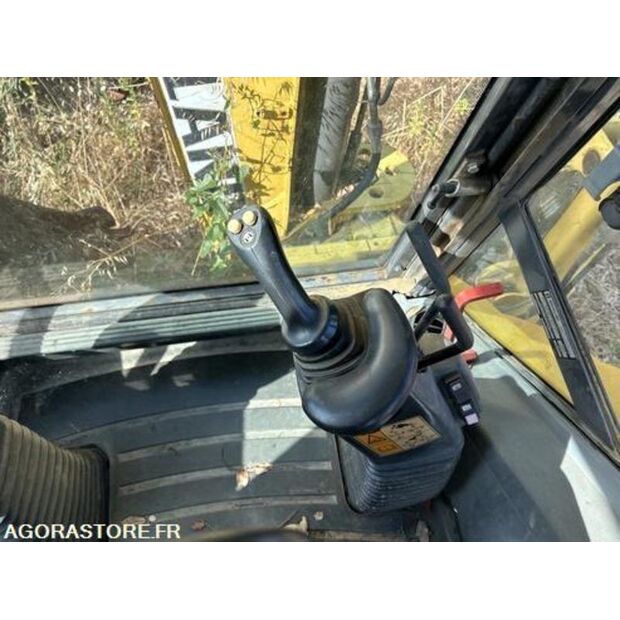 New Holland N8GH-42371114