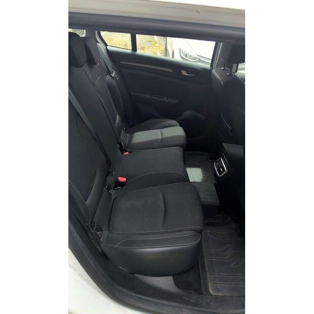 2021 رينو Megane-42372131