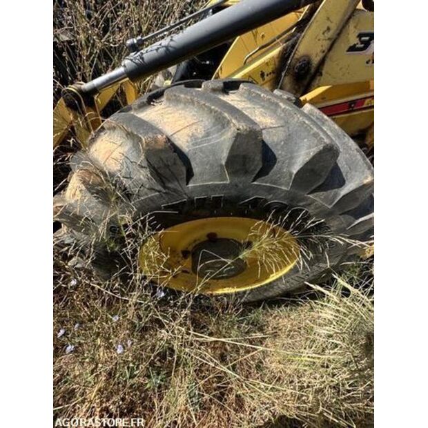 New Holland B115B-42372301