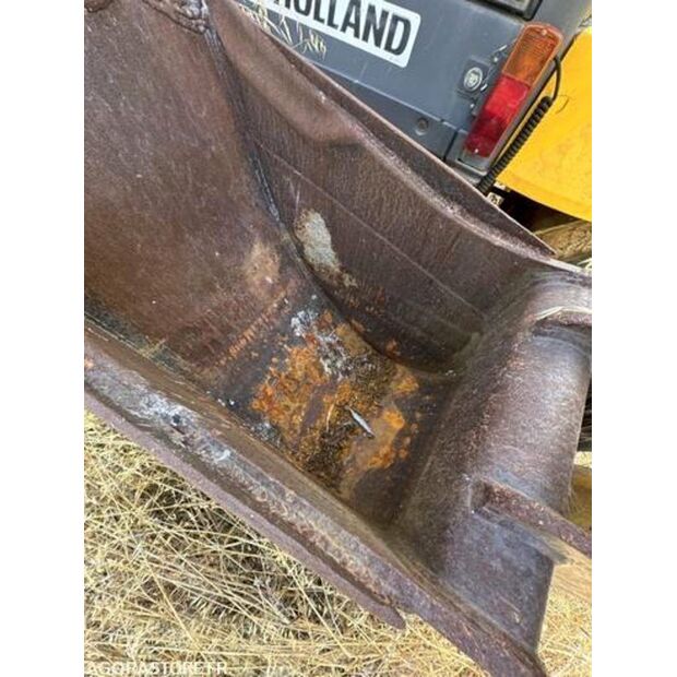 New Holland B115B-42372309